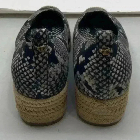 Tory Burch Heather Wedge Espadrille in Printed Satin Roccia Size 8.5 - Picture 2 of 3